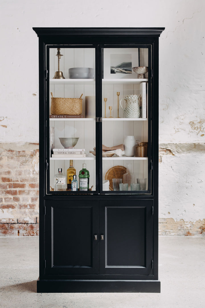 Conrad Cabinet