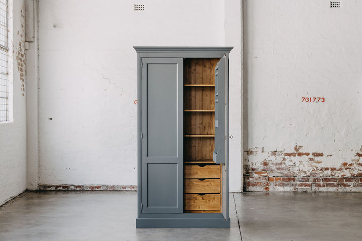 Gainsborough Larder Press - Navy & Natural