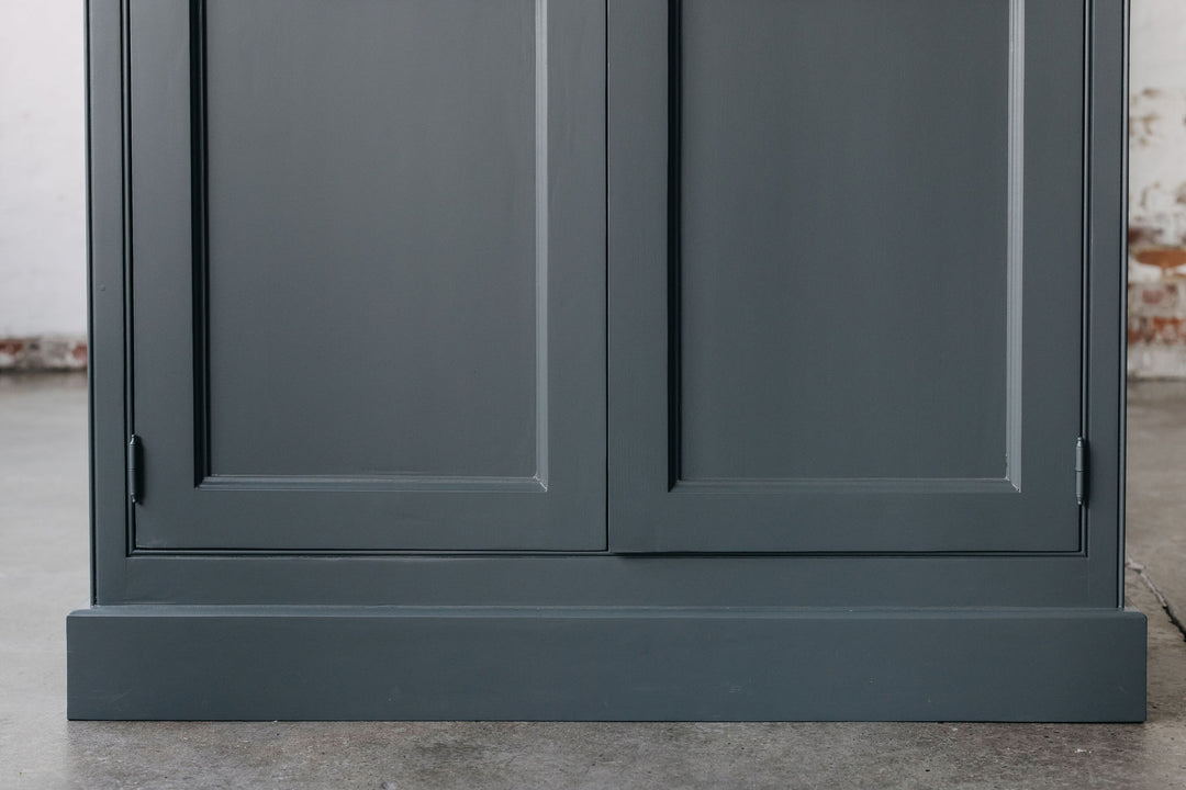 Gainsborough Larder Press - Navy & Natural