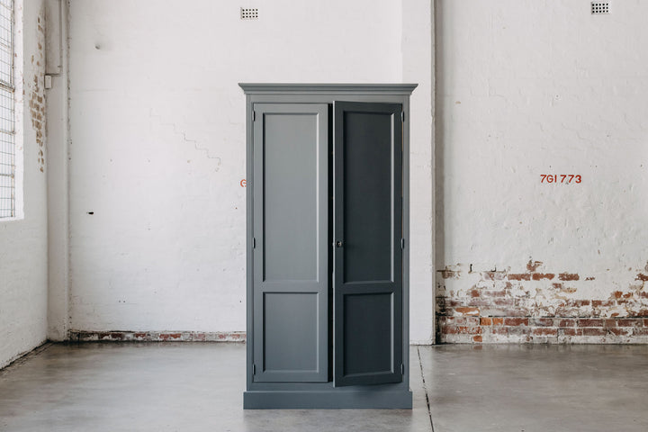 Gainsborough Larder Press - Navy & Natural