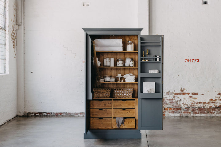 Gainsborough Larder Press - Navy & Natural