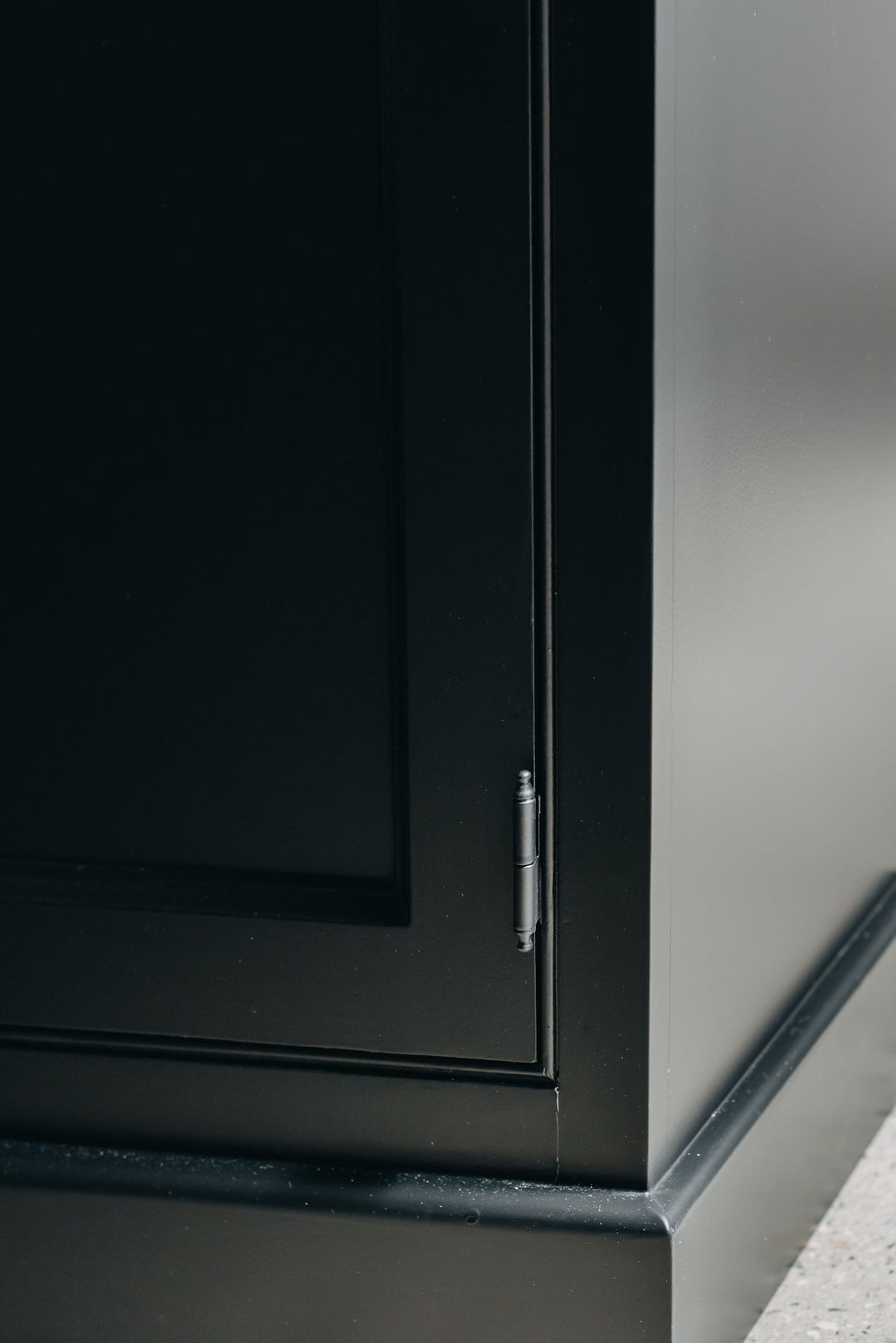Conrad Cabinet
