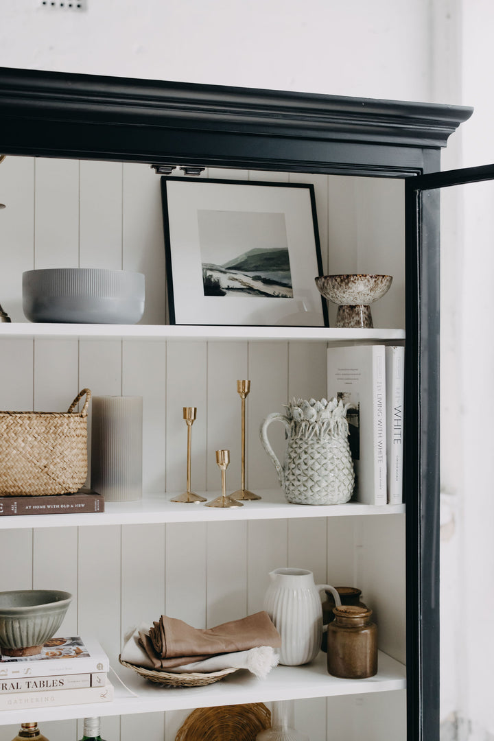 Conrad Cabinet