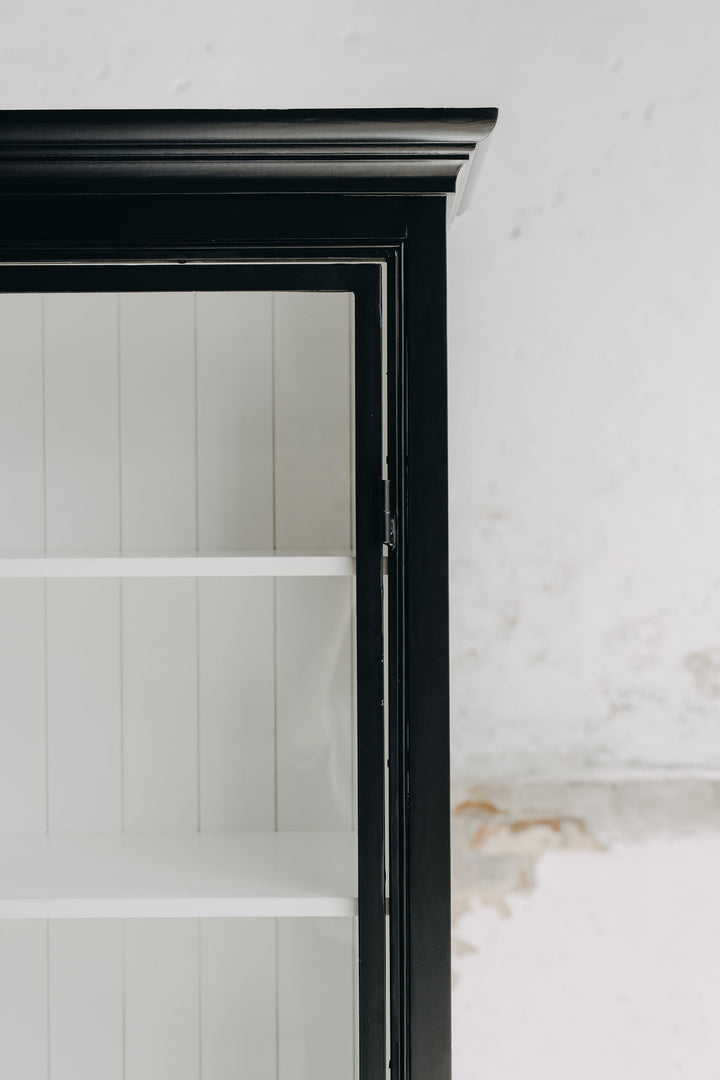 Conrad Cabinet