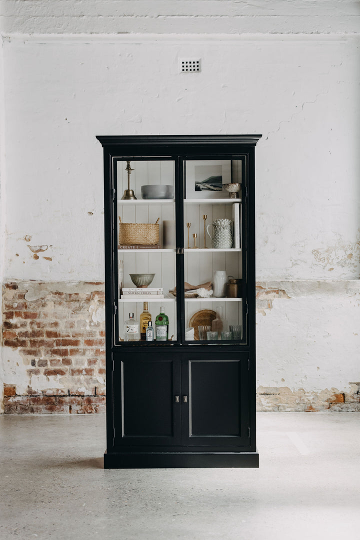 Conrad Cabinet