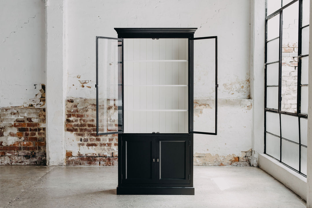 Conrad Cabinet