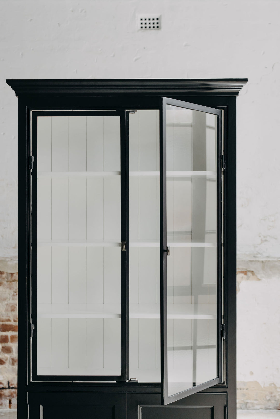 Conrad Cabinet