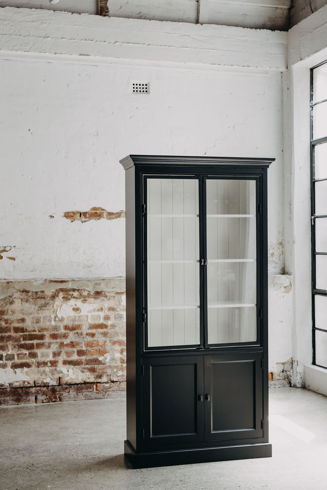 Conrad Cabinet