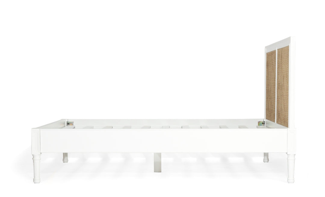Coralie Bed with low footboard in White - King