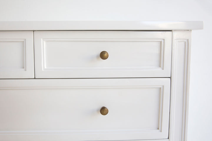 Coralie Tallboy in White