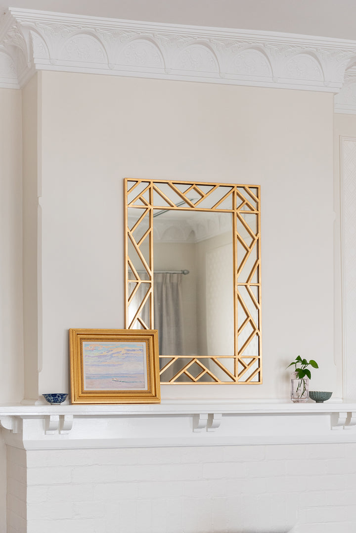 Meg Mirror