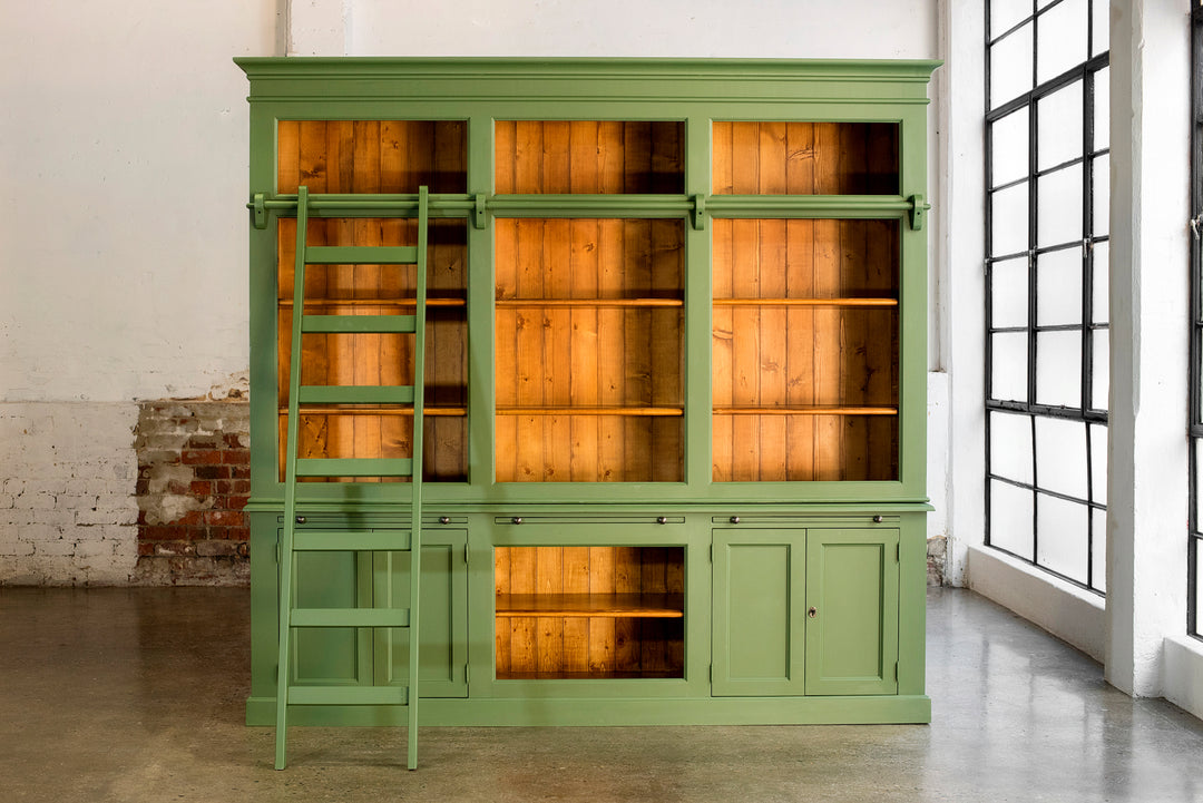 Newport Grand Library Bookcase in Hunter Green