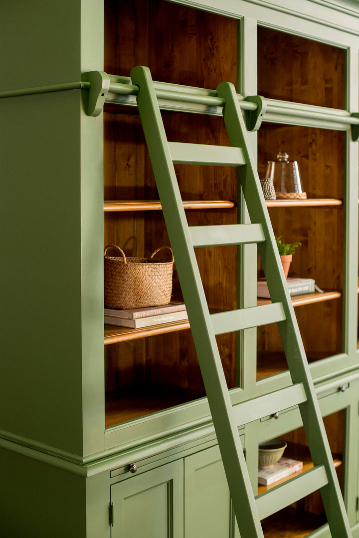 Newport Grand Library Bookcase in Hunter Green