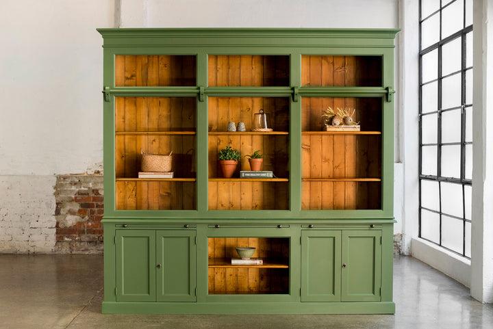Newport Grand Library Bookcase in Hunter Green