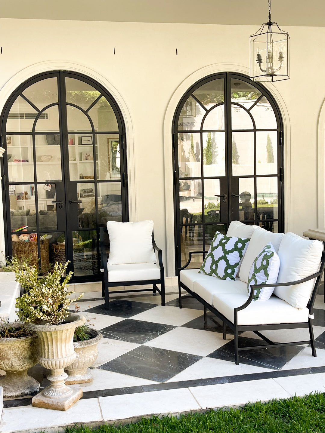Beautiful and fit the space perfectly