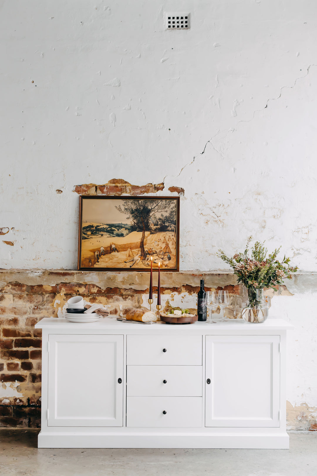 New England Buffet - Polar White