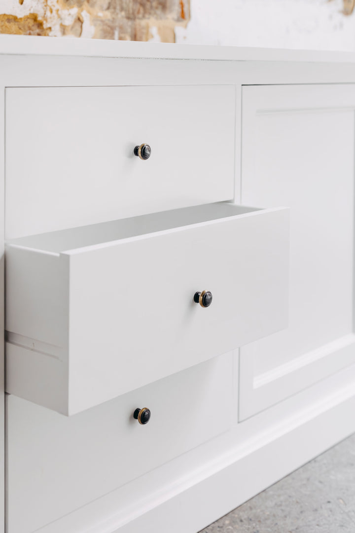 New England Buffet - Polar White