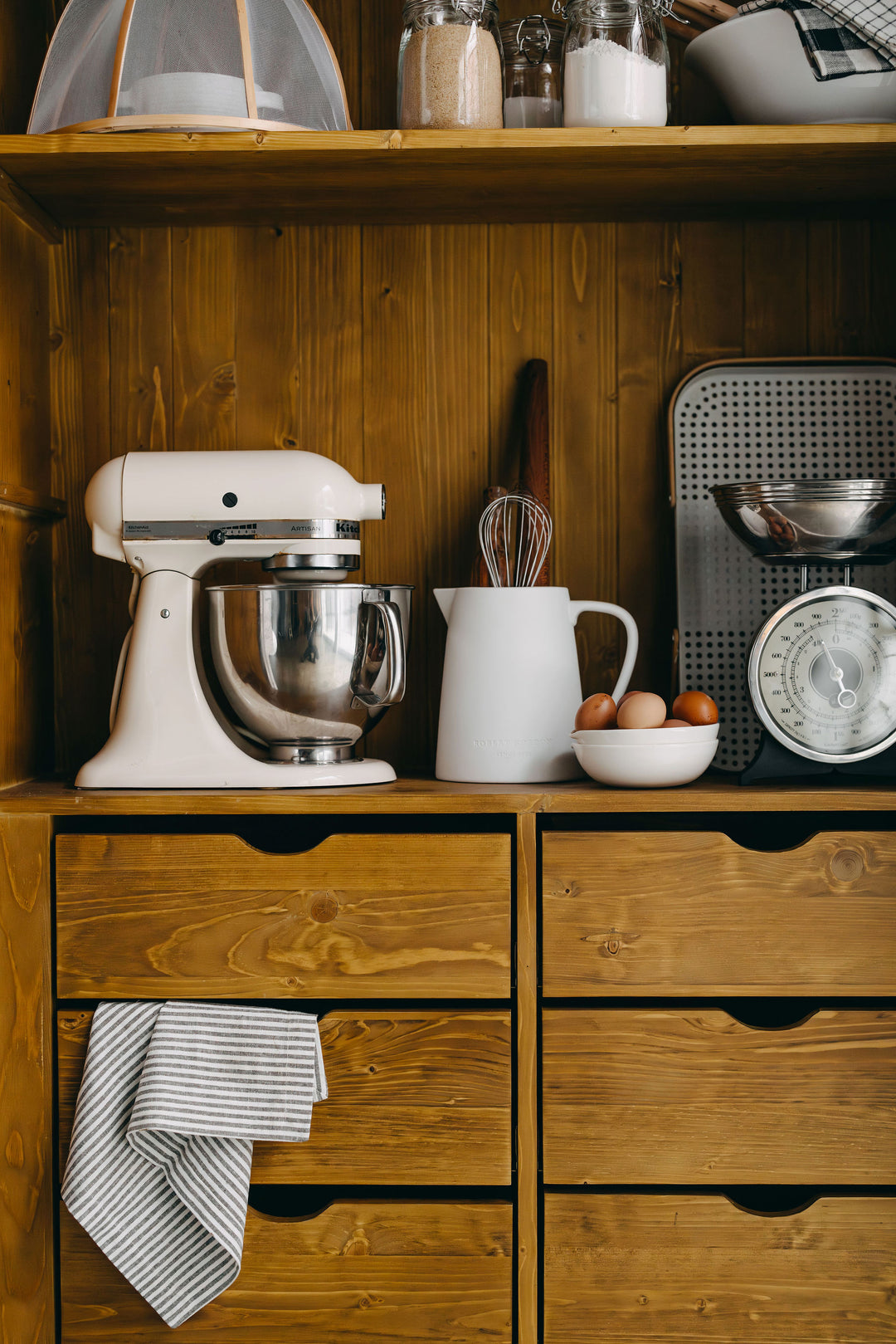 Gainsborough Larder Press - White & Natural