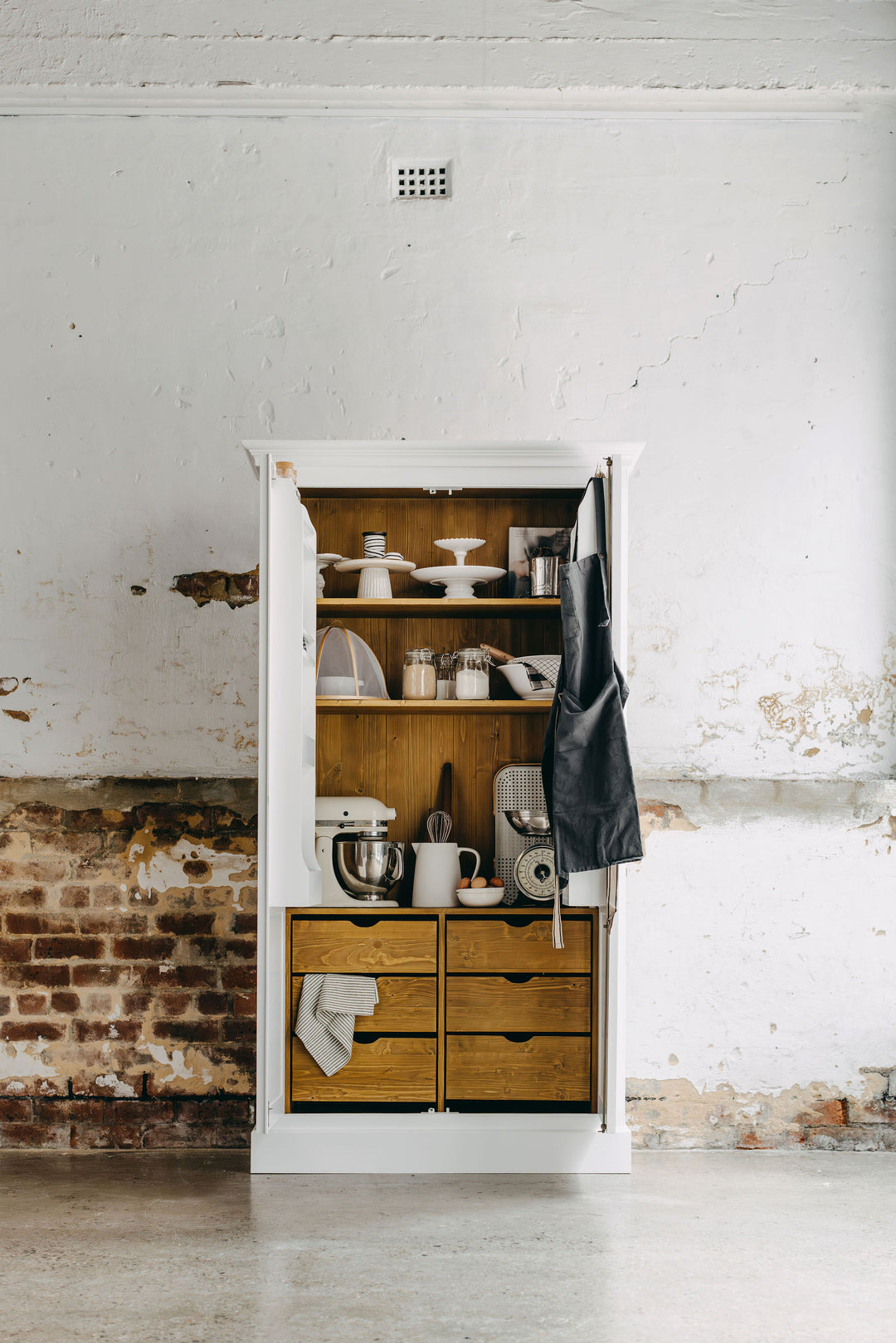 Gainsborough Larder Press - White & Natural