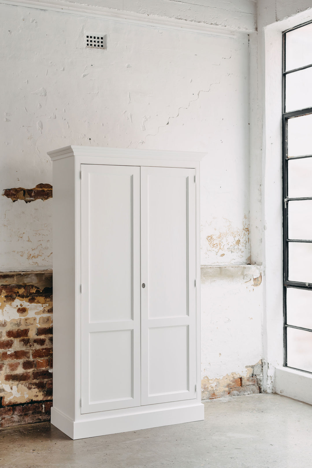Gainsborough Larder Press - White & Natural