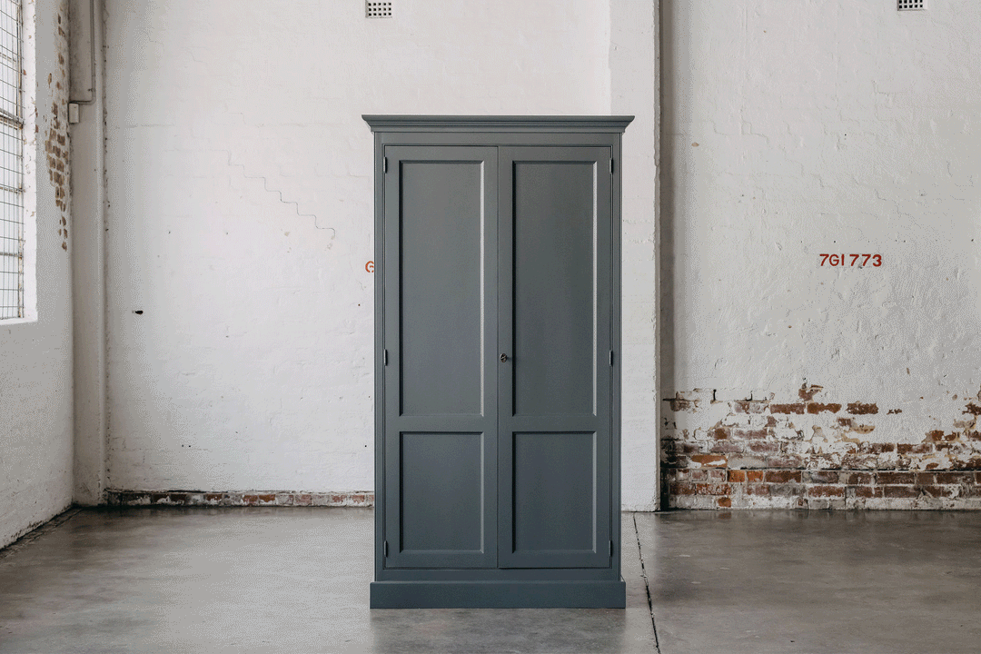 Gainsborough Larder Press - Navy & Natural