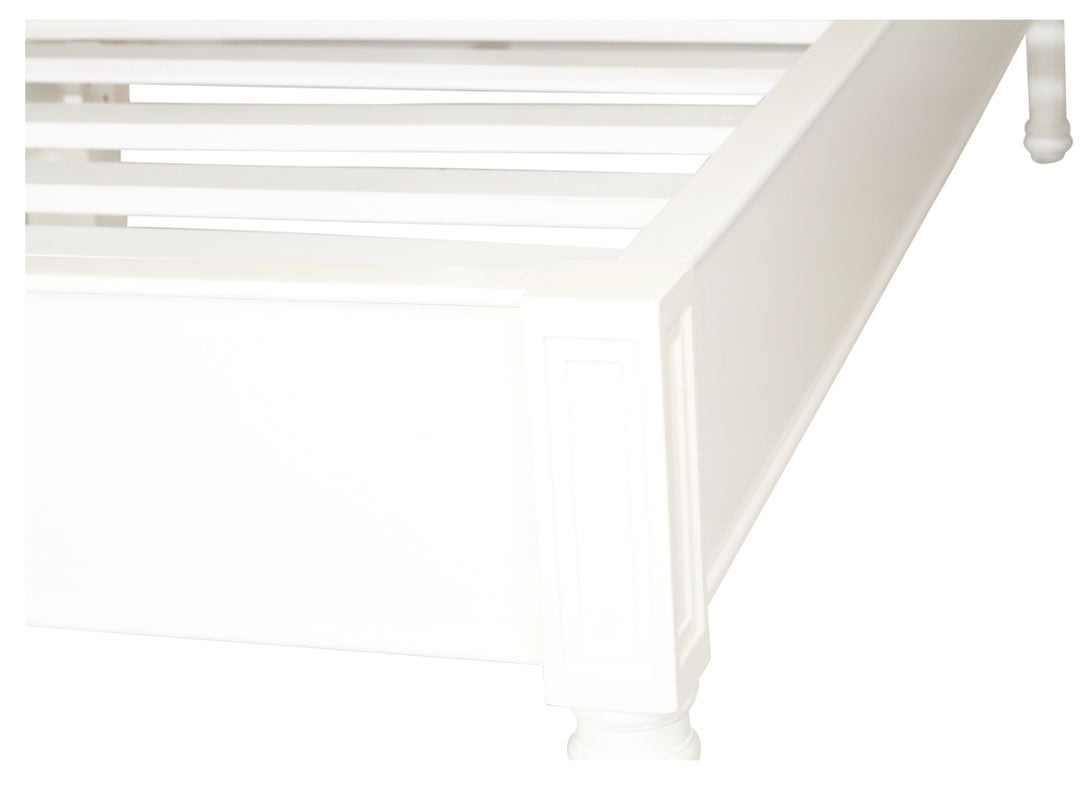 Coralie Bed with low footboard in White - King