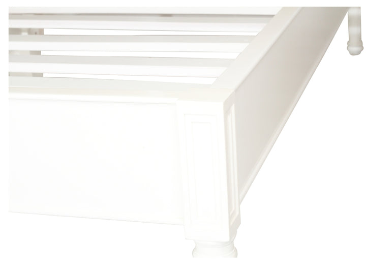 Coralie Bed with low footboard in White - King