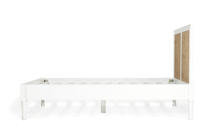 Coralie Bed with low footboard in White - King