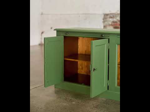Newport Grand Library Bookcase in Hunter Green