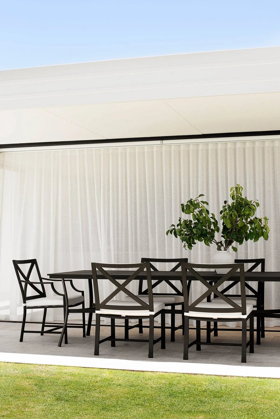 Portofino Outdoor Dining Set - Black