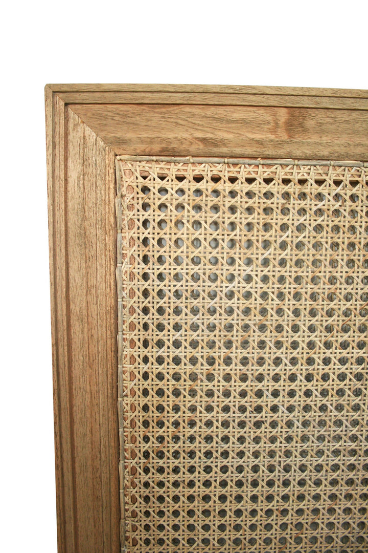 Corner detail of Coralie Bedhead in Natural 
