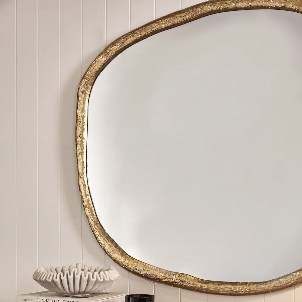 Elle Mirror