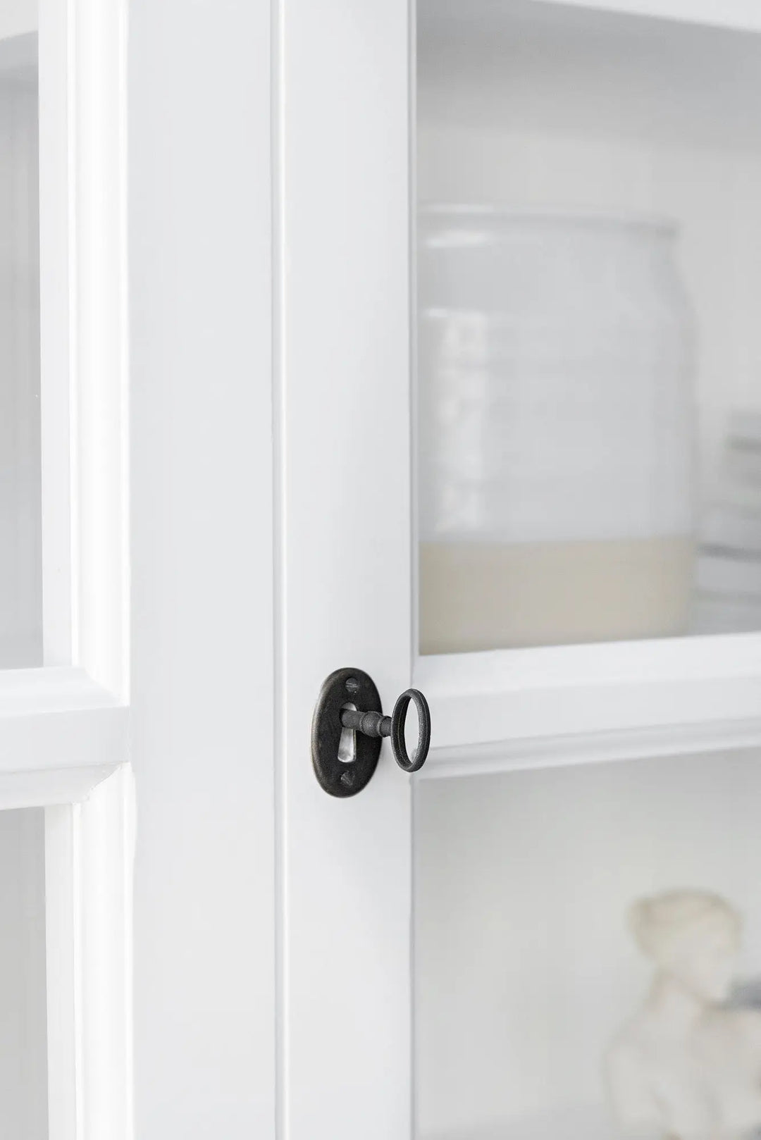 French Window Cabinet - Polar White - Rustic Charm Interiors - hardware detail